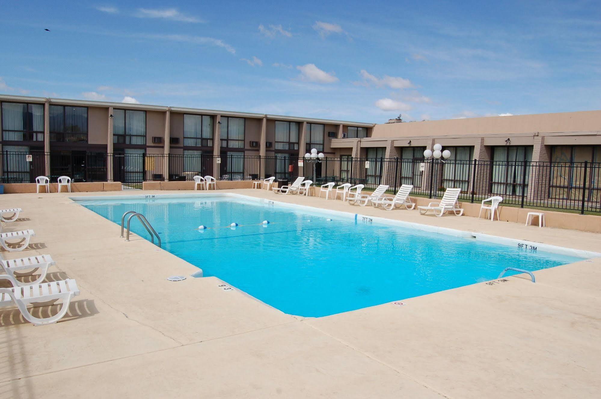 Quality Inn Taos Esterno foto