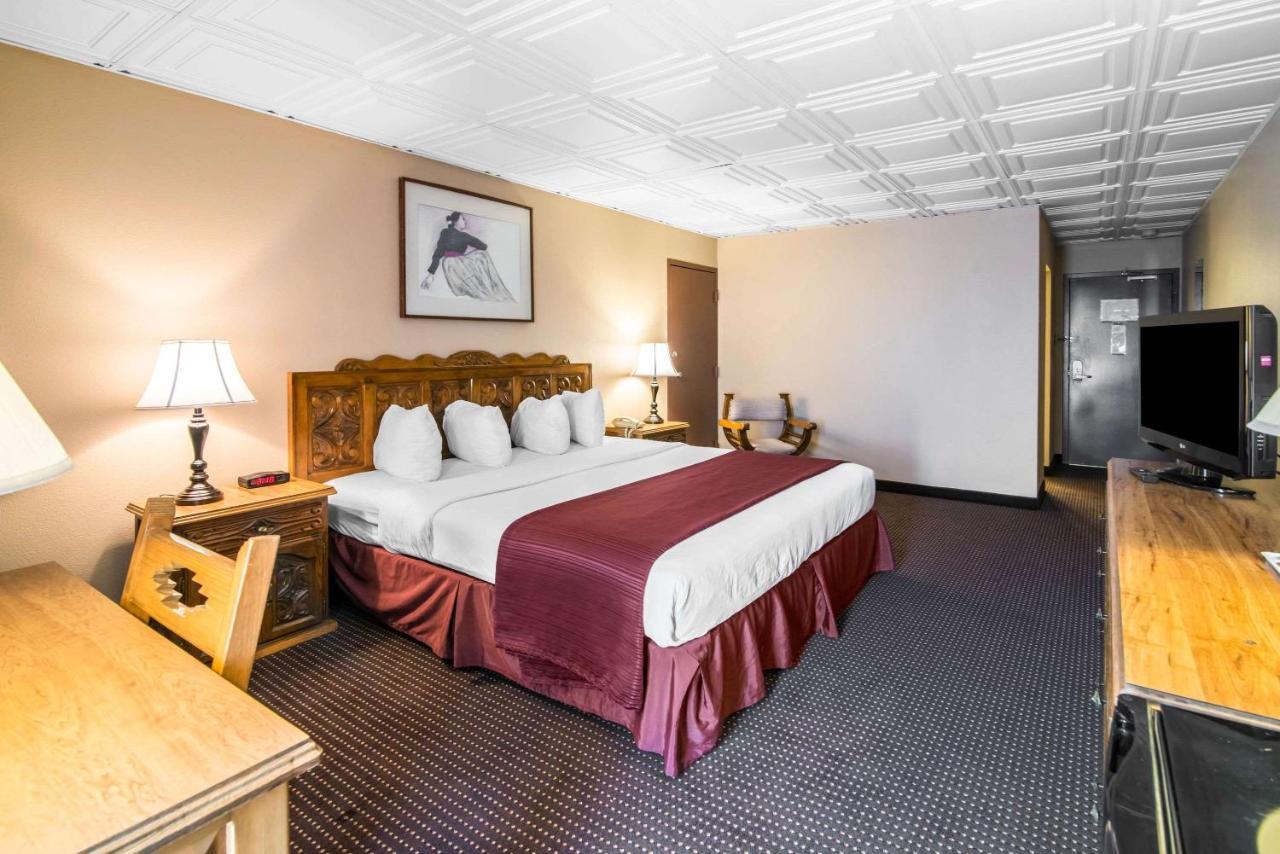 Quality Inn Taos Esterno foto