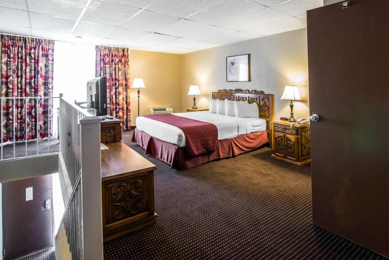 Quality Inn Taos Esterno foto